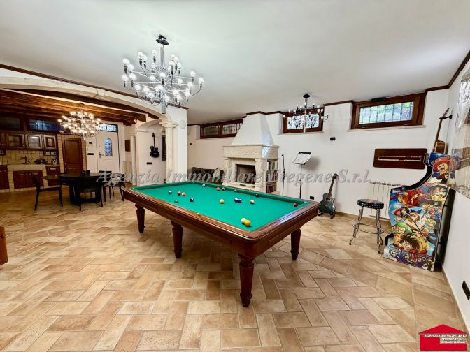 Villa con Piscina Fregene Centro