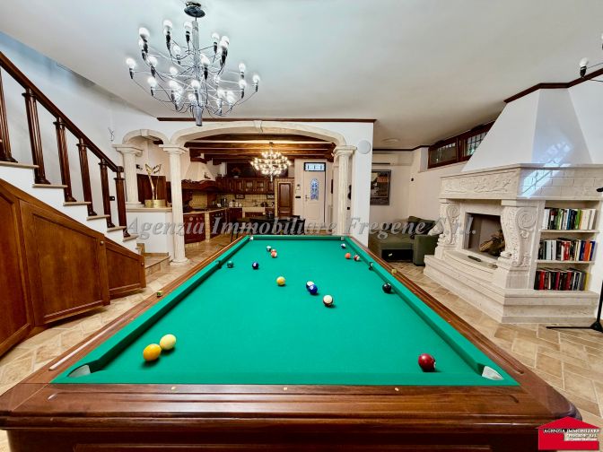 Villa con Piscina Fregene Centro