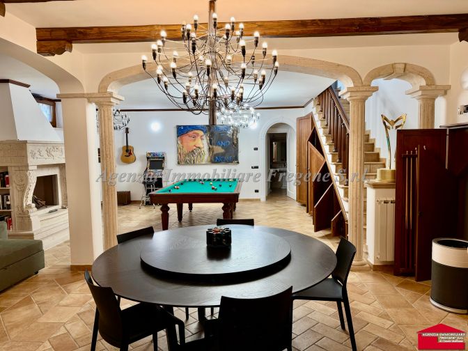 Villa con Piscina Fregene Centro